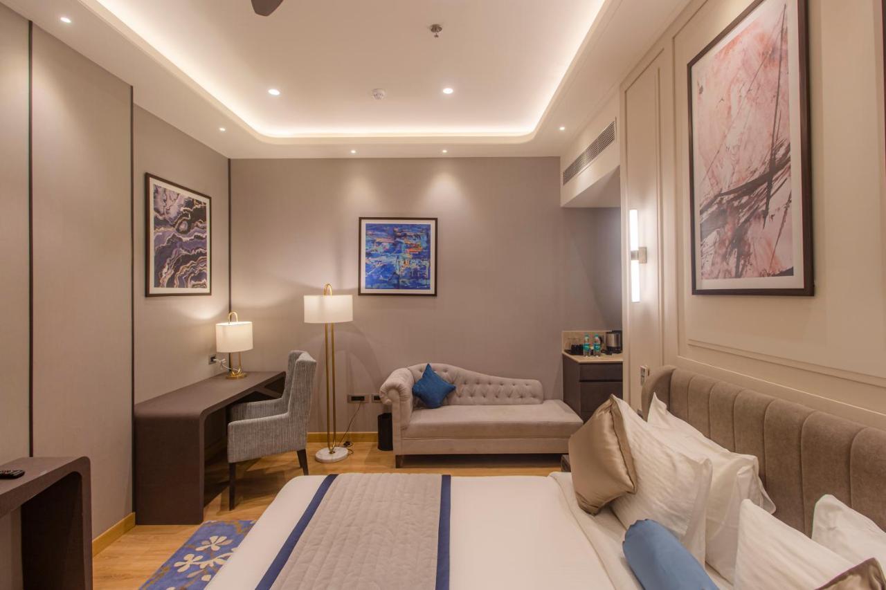 Hotel The Cove Wing Panchkula Exterior foto