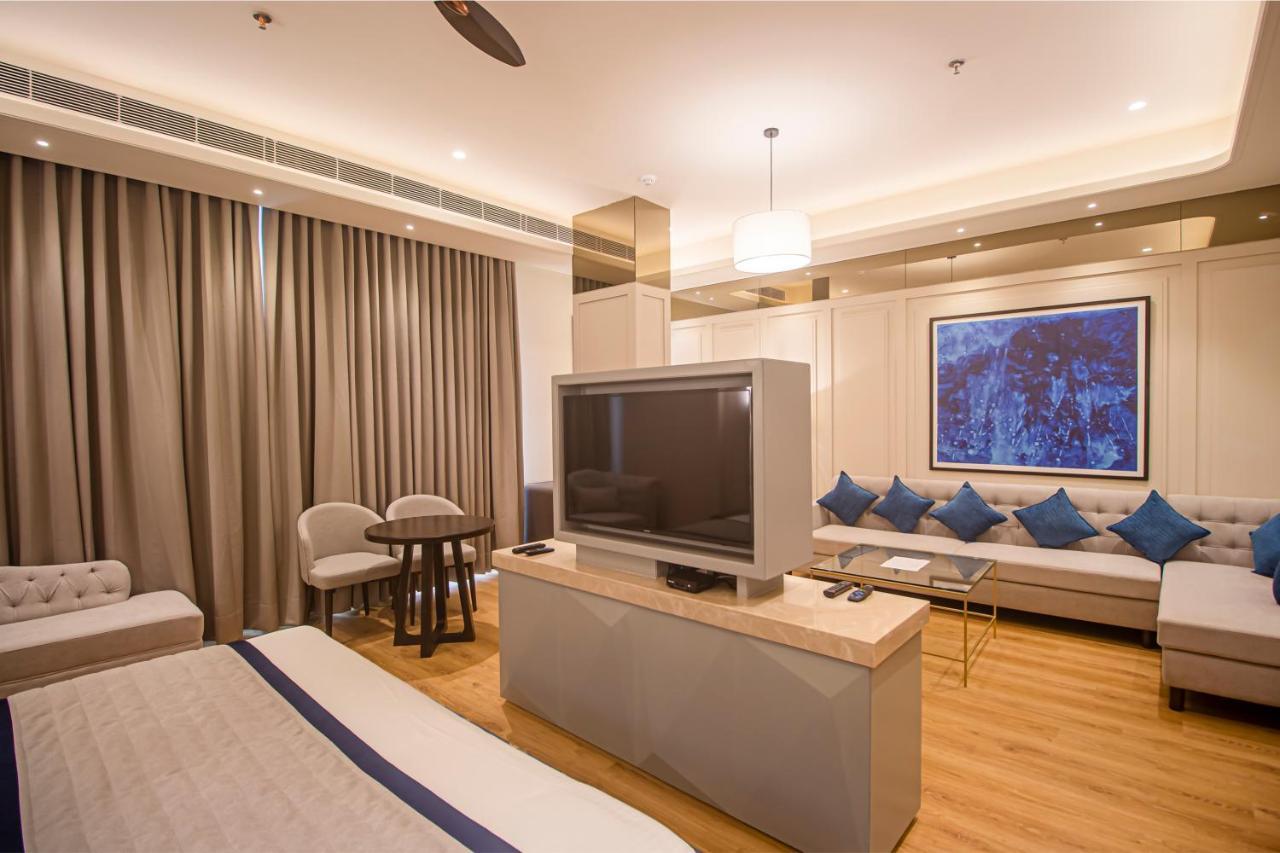 Hotel The Cove Wing Panchkula Exterior foto